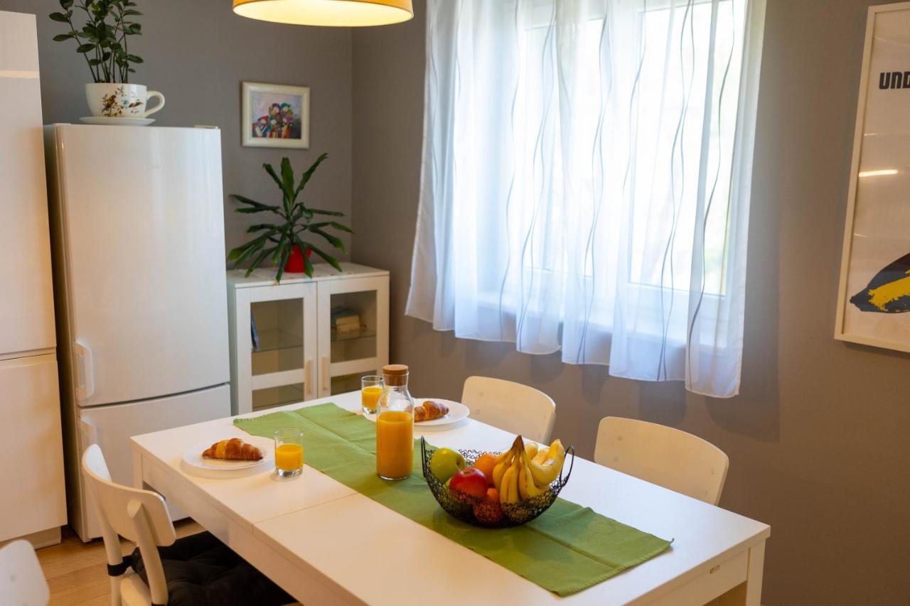 Apartment Aviani Spalato Esterno foto